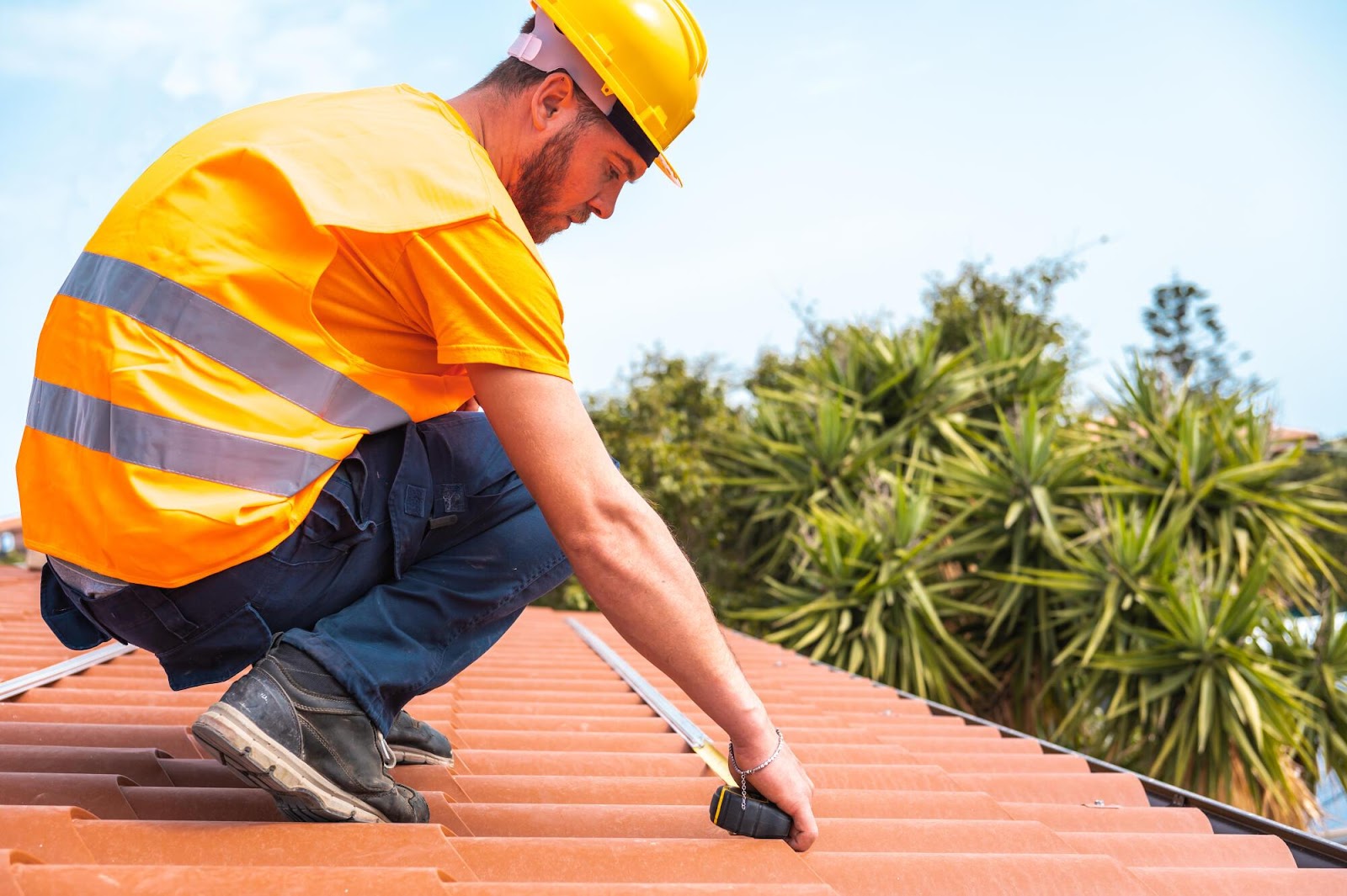 The Benefits of Hiring Professional Roofing Services